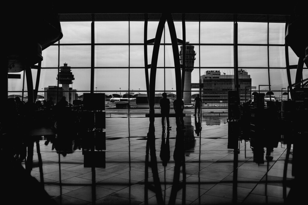 Private Airport Transfers vs Taxis: Which Is Better for You? - Private Airport Transfers vs Taxis: Which Is Better for Your Journey