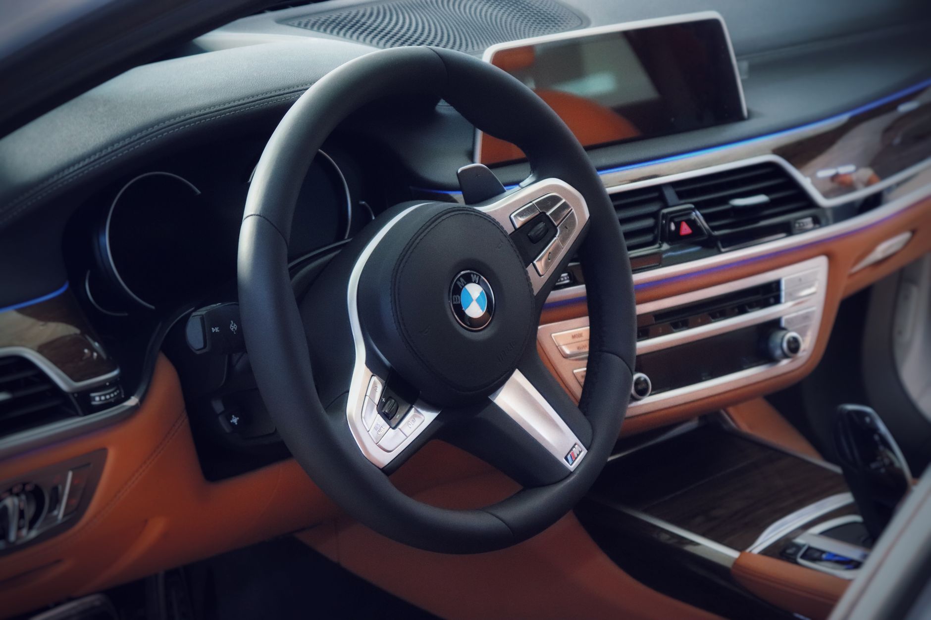 Birmingham to Stratford-upon-Avon Chauffeur Transfers Guide