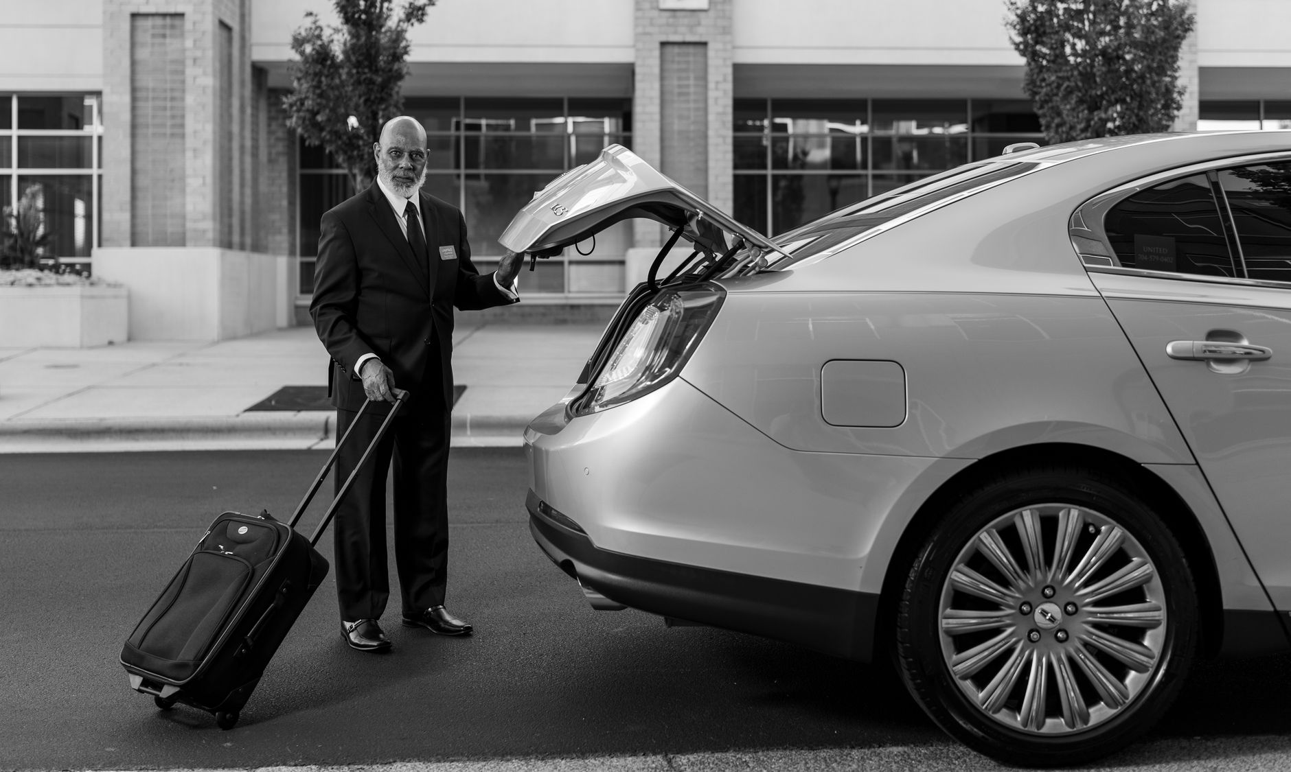 Birmingham to Wolverhampton Chauffeur Transfers Guide